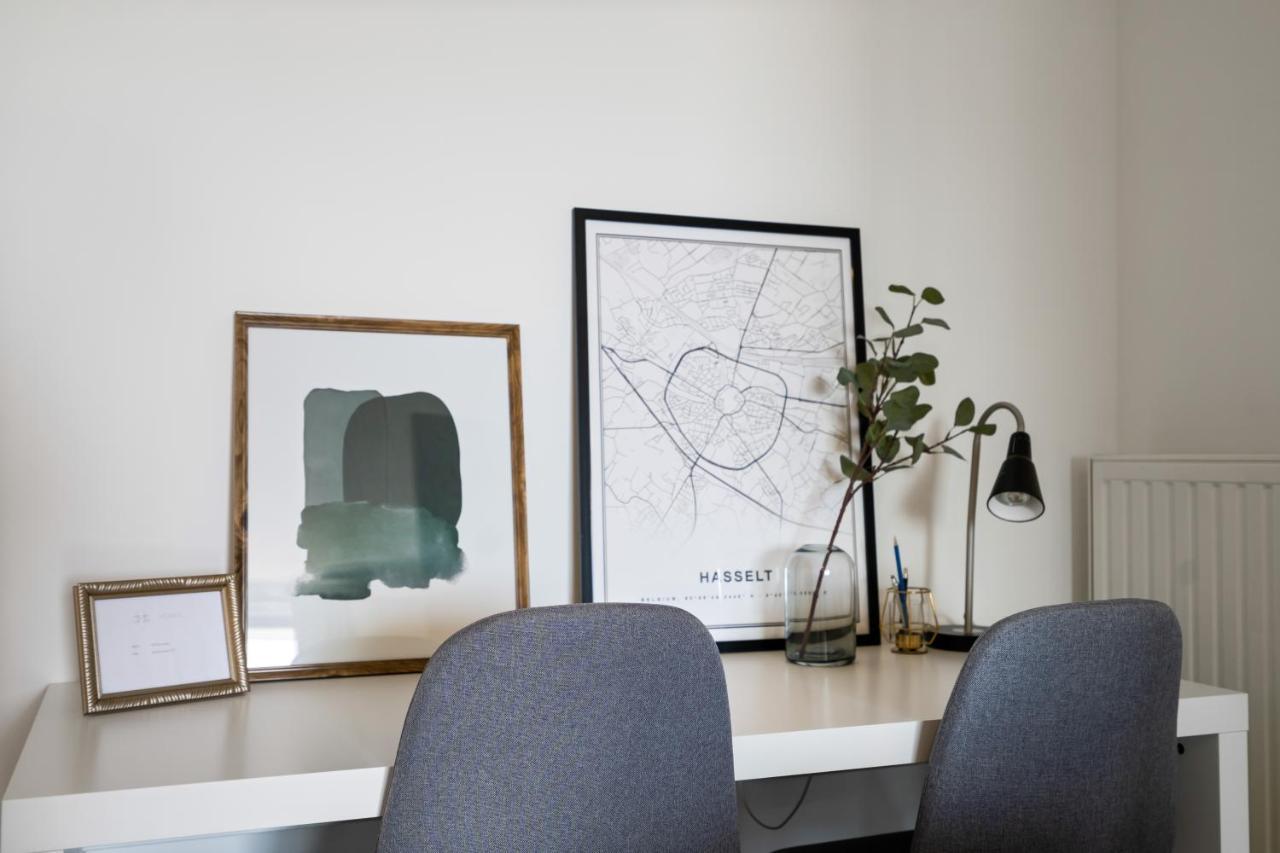 Shs Homes-Luxe Highrise, 2 Bedrooms, Kitchen, Free Parking, Stunning View, Large Tarrasse, Workspace Hasselt Exterior photo